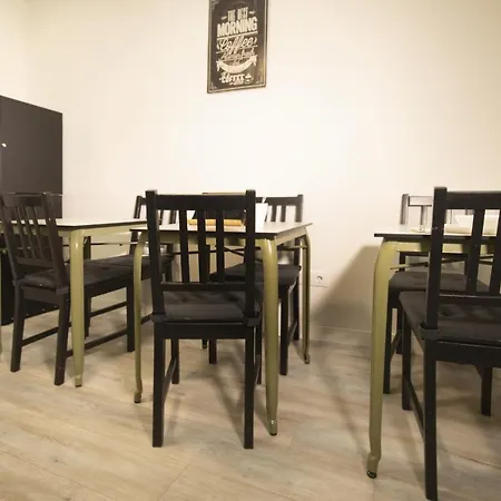 Cantiber Hostel