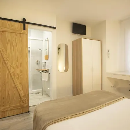 Hostel Cantiber