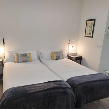 Hostel Cantiber *