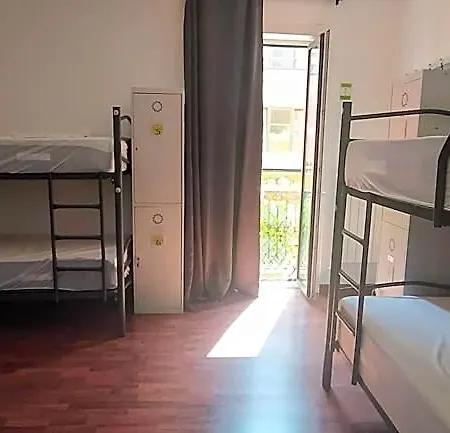 Cantiber אכסניה