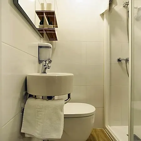 Cantiber Hostel *